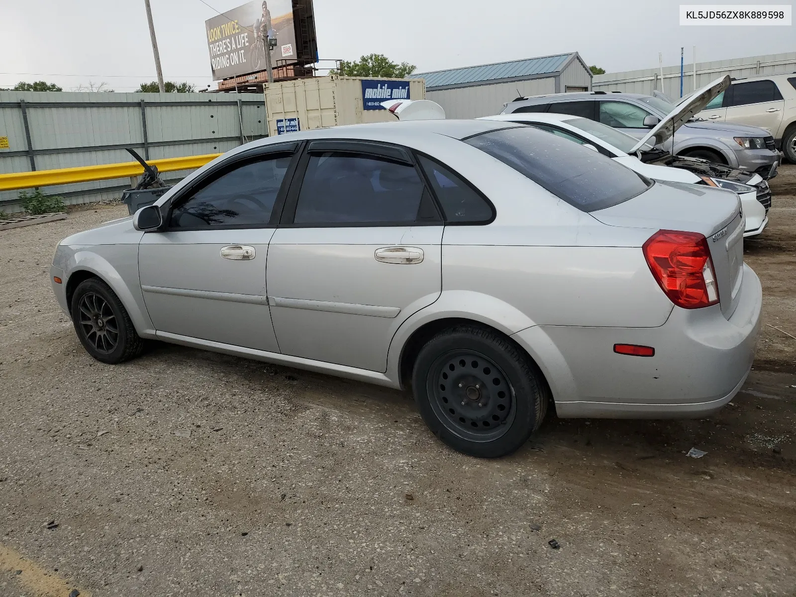 2008 Suzuki Forenza Base VIN: KL5JD56ZX8K889598 Lot: 65292104