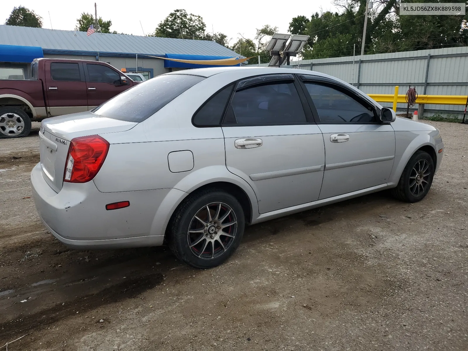 2008 Suzuki Forenza Base VIN: KL5JD56ZX8K889598 Lot: 65292104