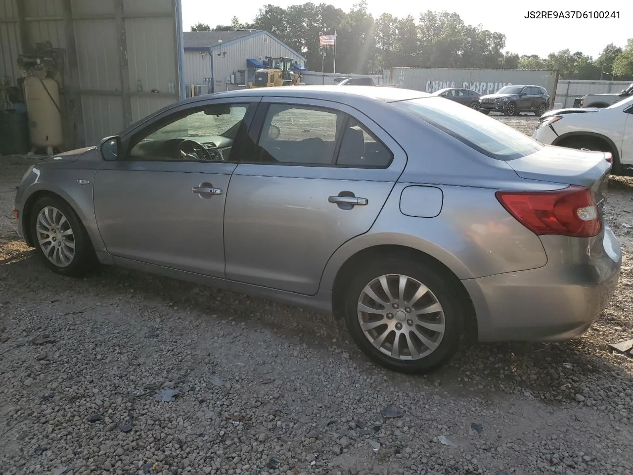 2013 Suzuki Kizashi Se VIN: JS2RE9A37D6100241 Lot: 57008214