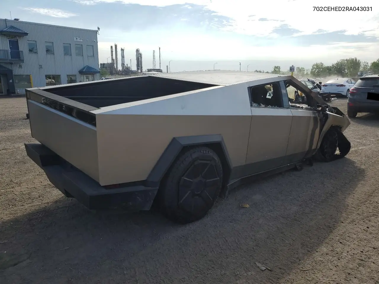 7G2CEHED2RA043031 2024 Tesla Cybertruck