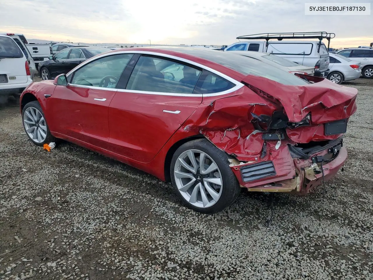 5YJ3E1EB0JF187130 2018 Tesla Model 3