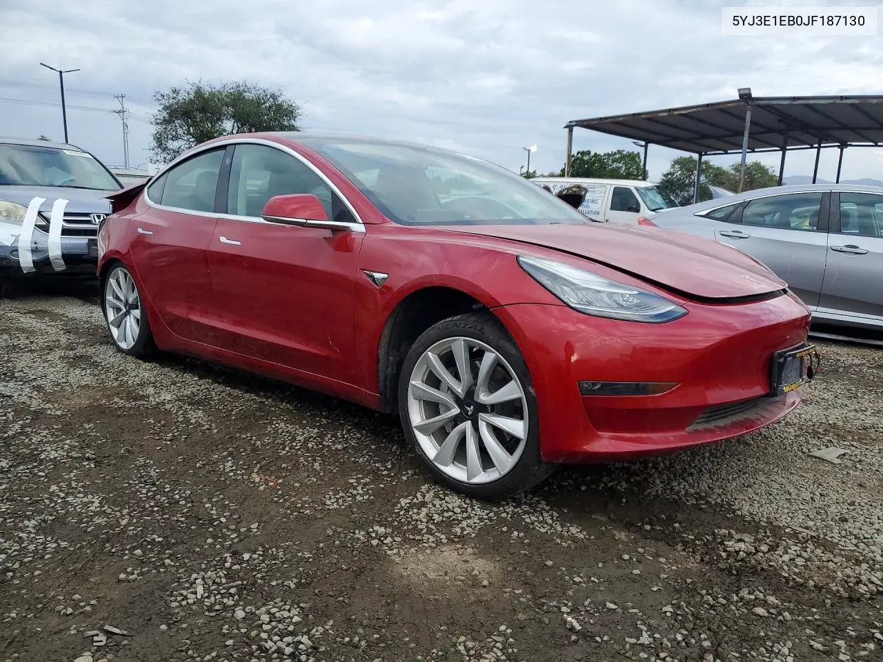 5YJ3E1EB0JF187130 2018 Tesla Model 3