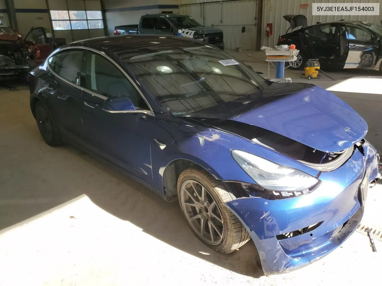 5YJ3E1EA5JF154003 2018 Tesla Model 3