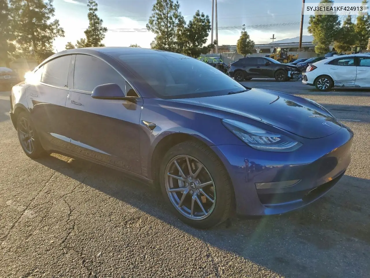 5YJ3E1EA1KF424913 2019 Tesla Model 3