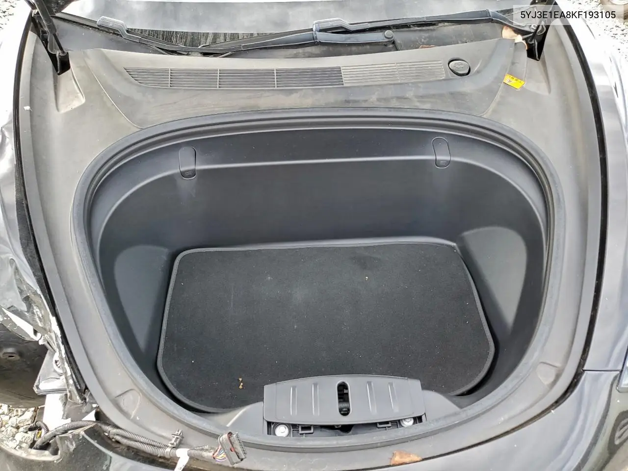 5YJ3E1EA8KF193105 2019 Tesla Model 3