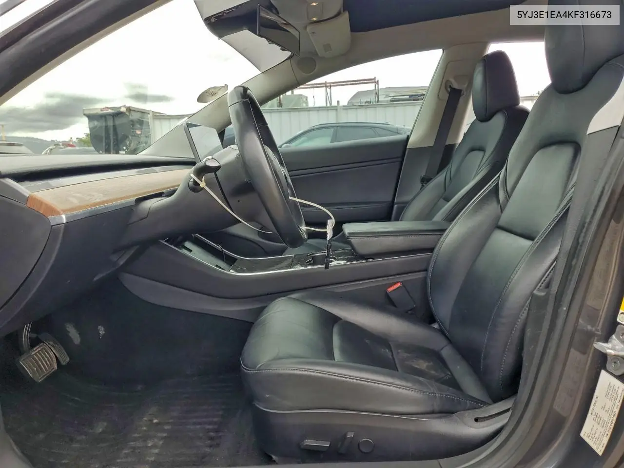 5YJ3E1EA4KF316673 2019 Tesla Model 3