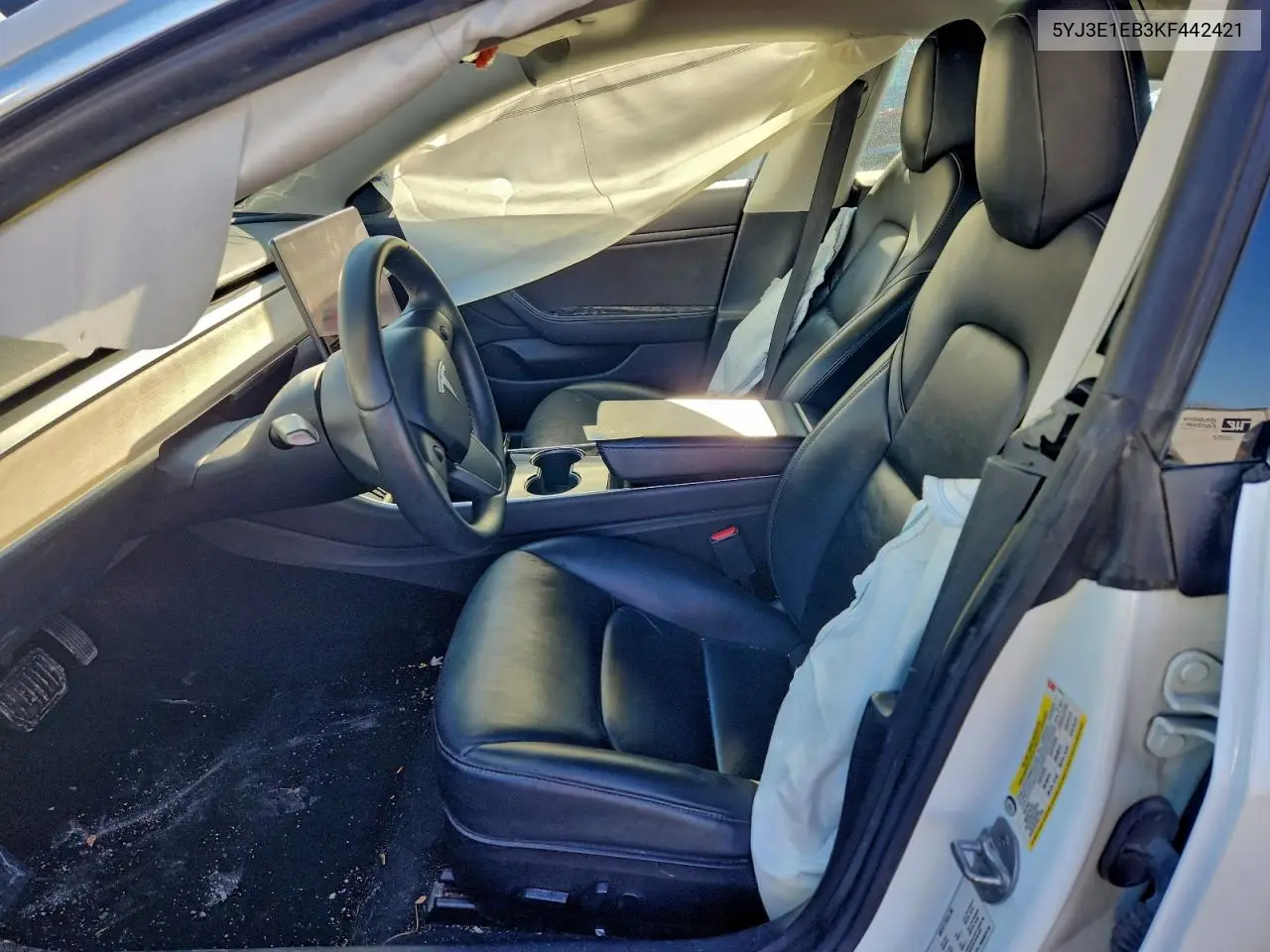 5YJ3E1EB3KF442421 2019 Tesla Model 3