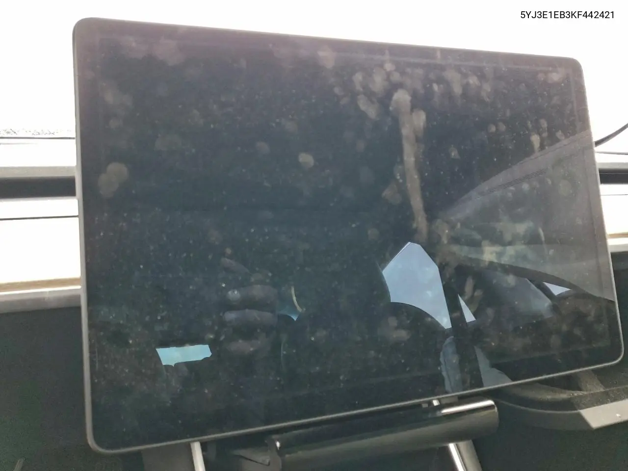 5YJ3E1EB3KF442421 2019 Tesla Model 3
