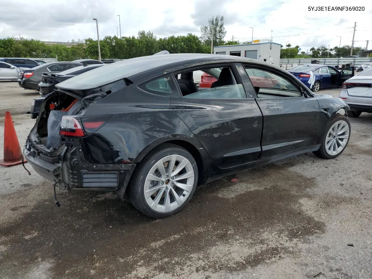 5YJ3E1EA9NF369020 2022 Tesla Model 3