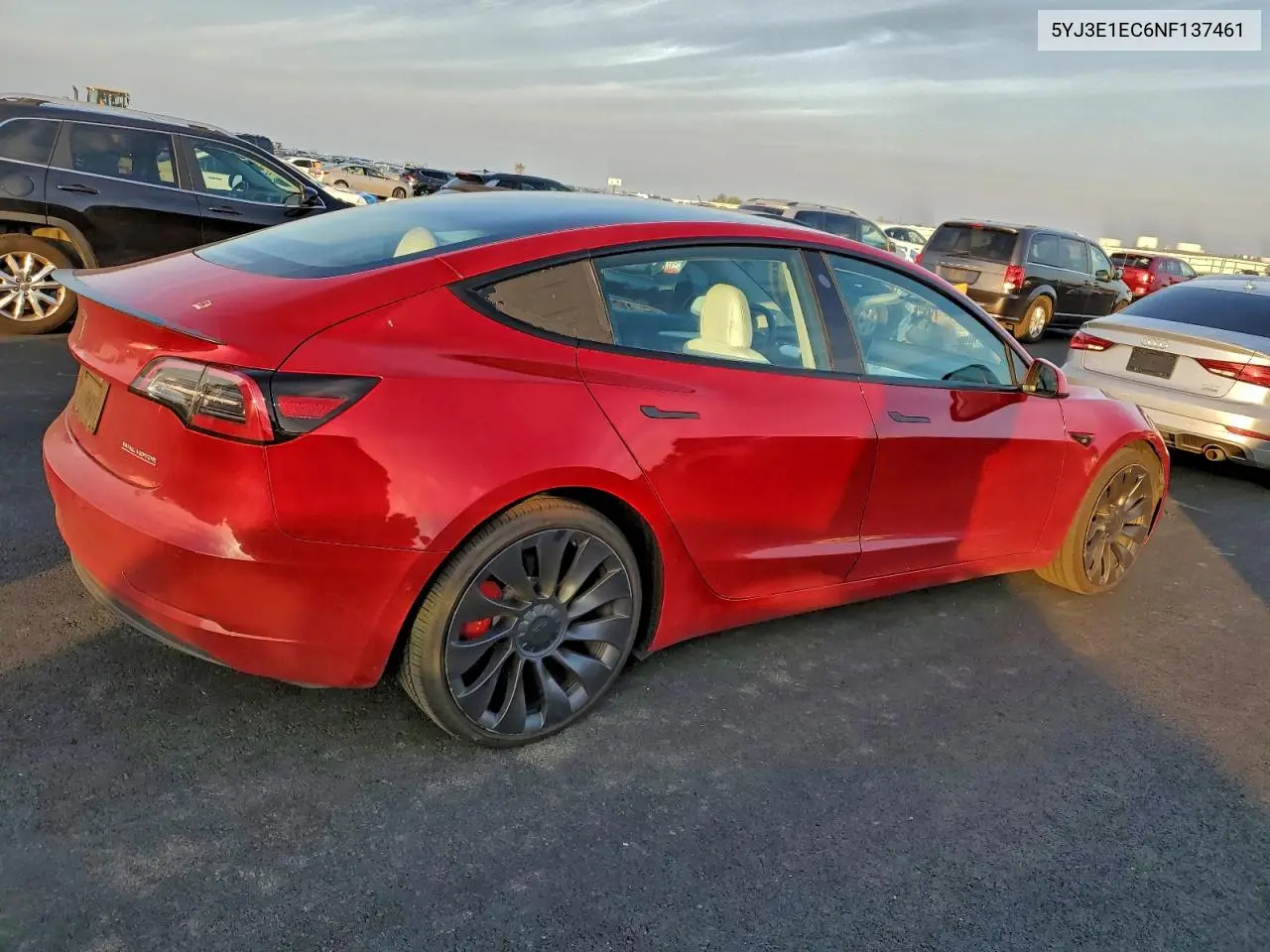 5YJ3E1EC6NF137461 2022 Tesla Model 3