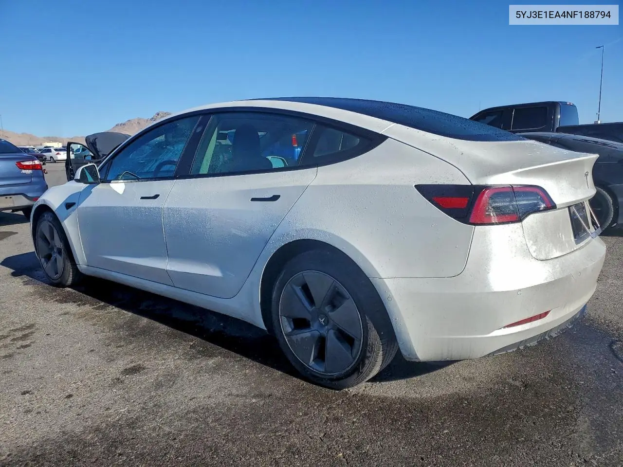 5YJ3E1EA4NF188794 2022 Tesla Model 3