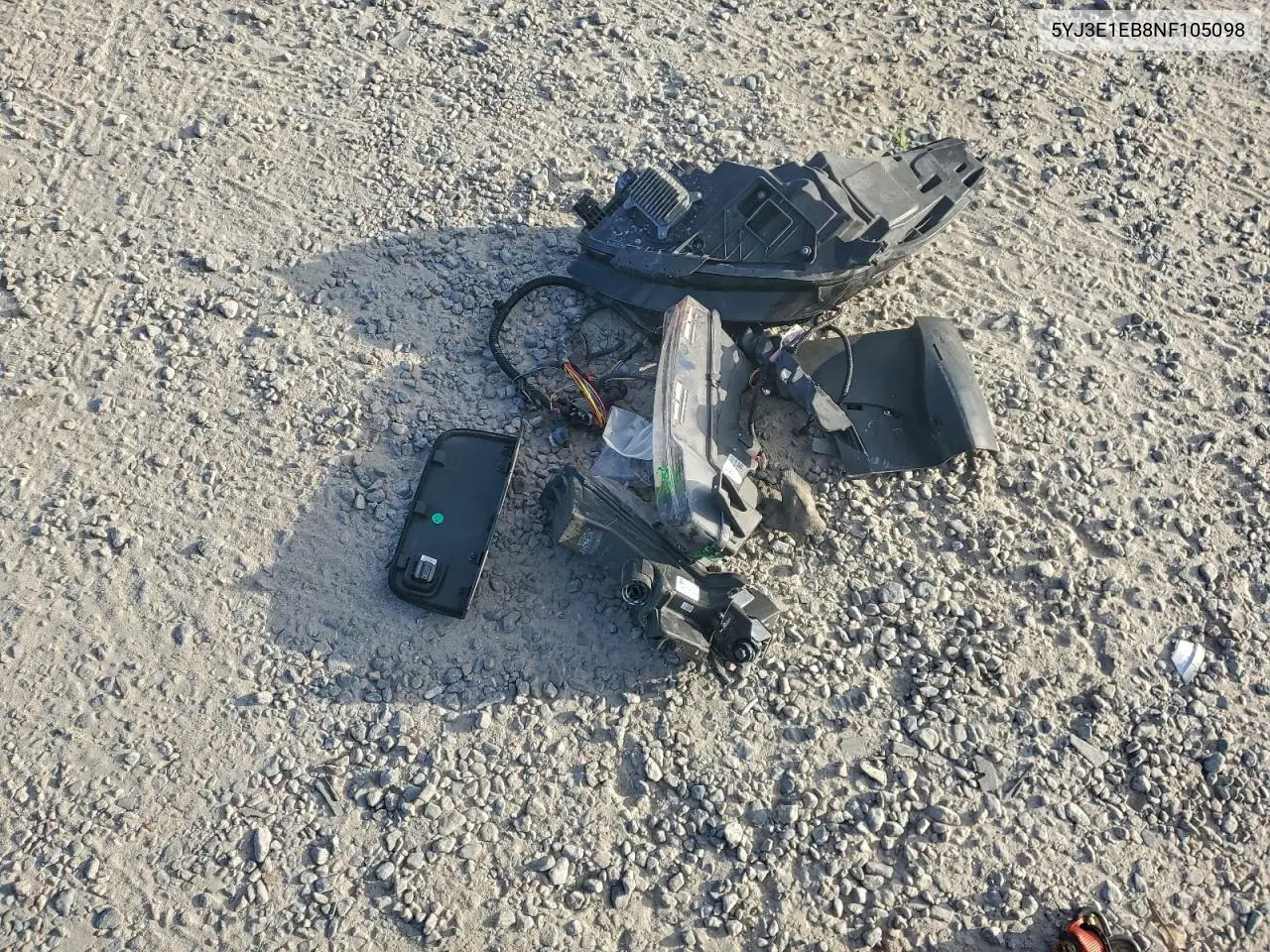 5YJ3E1EB8NF105098 2022 Tesla Model 3