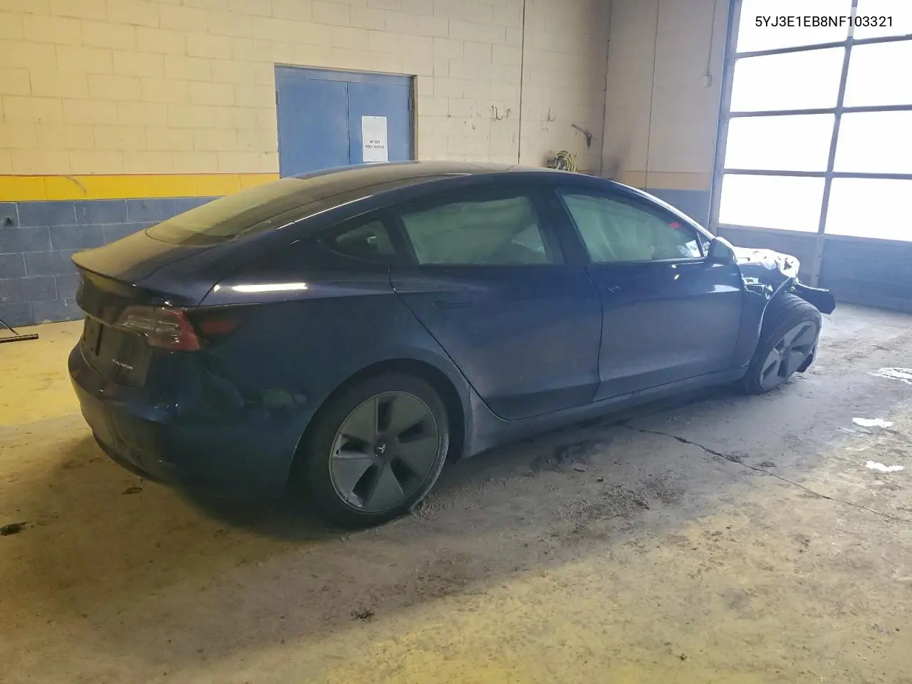 5YJ3E1EB8NF103321 2022 Tesla Model 3
