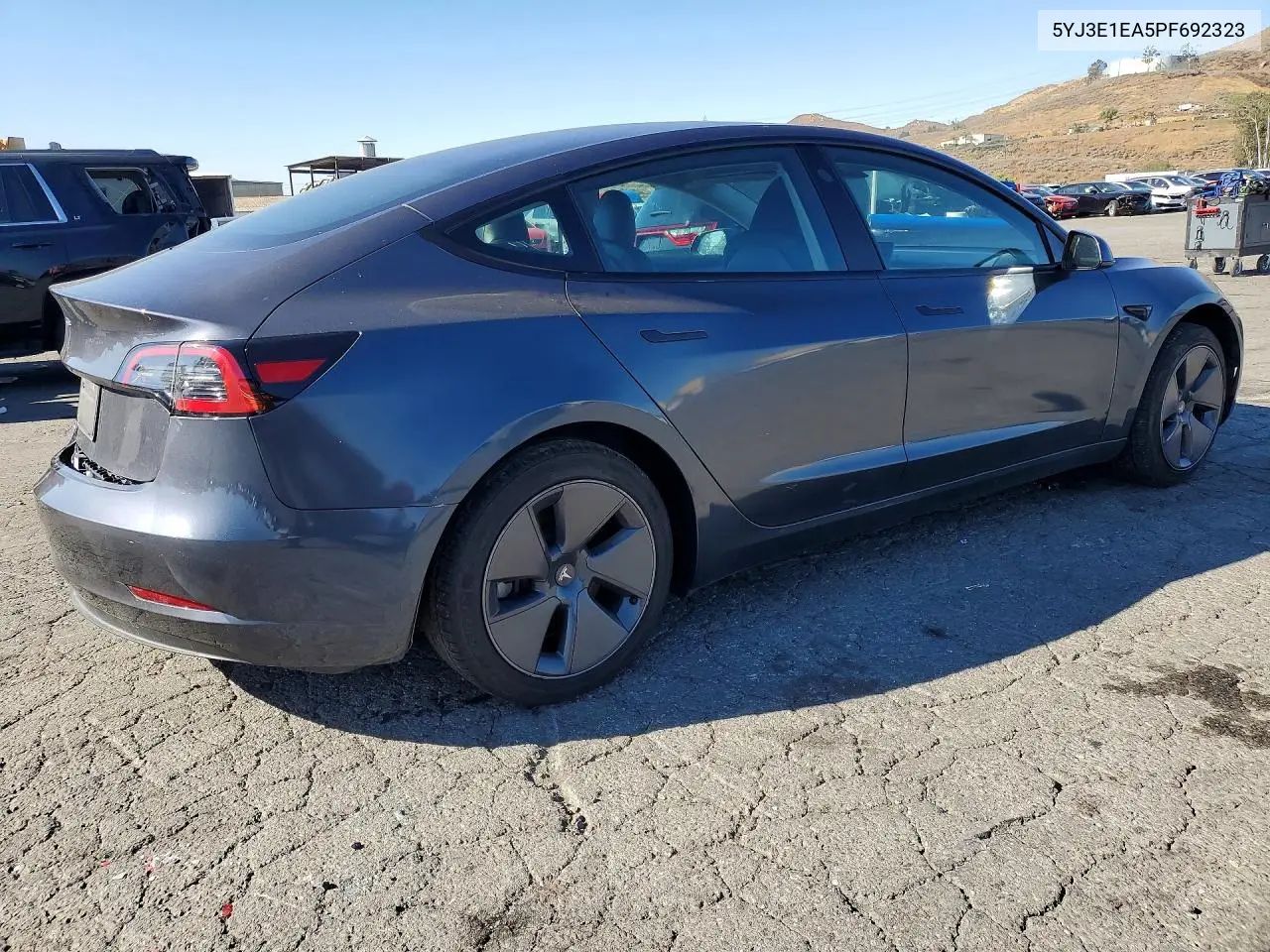 5YJ3E1EA5PF692323 2023 Tesla Model 3