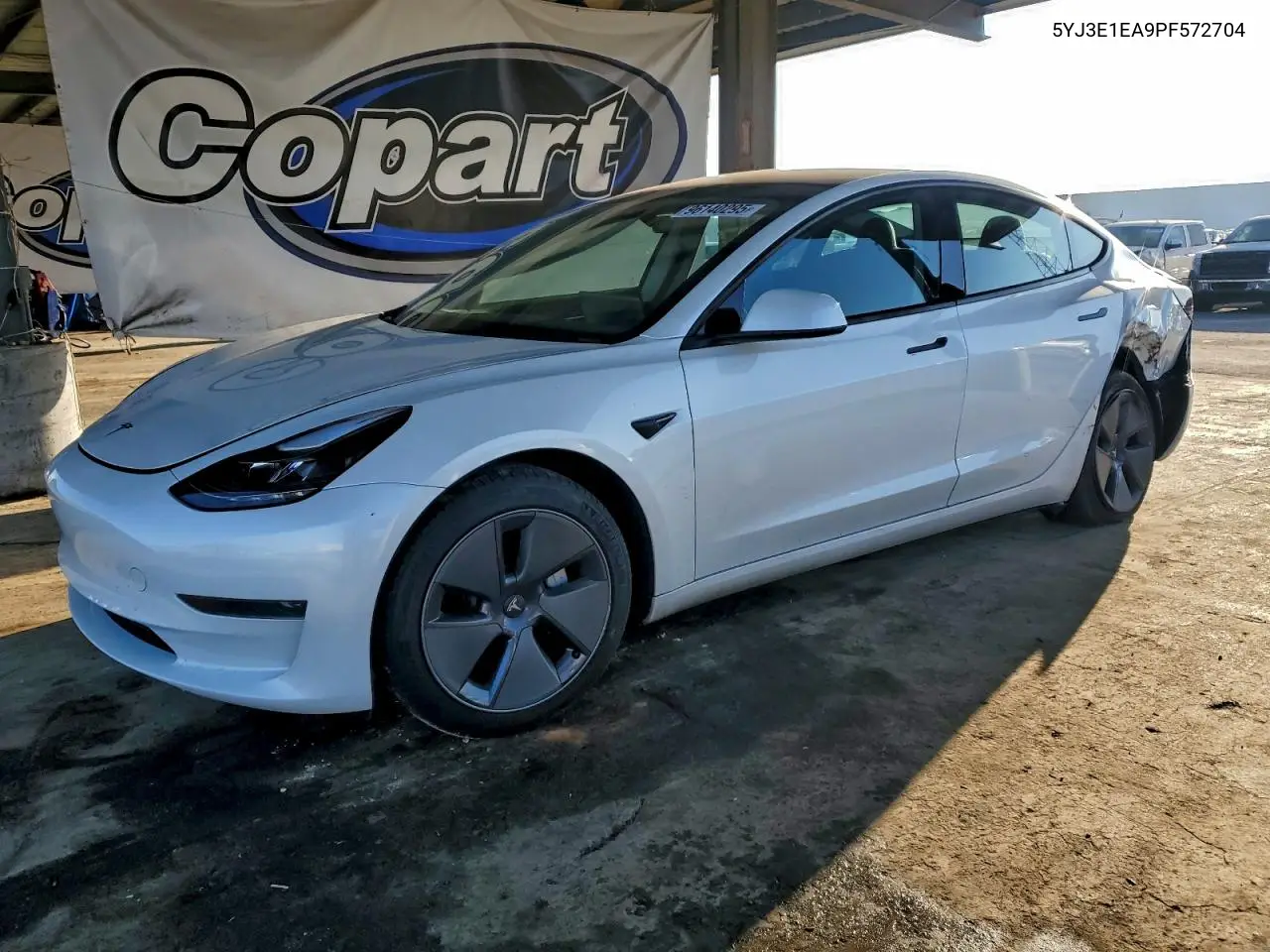5YJ3E1EA9PF572704 2023 Tesla Model 3