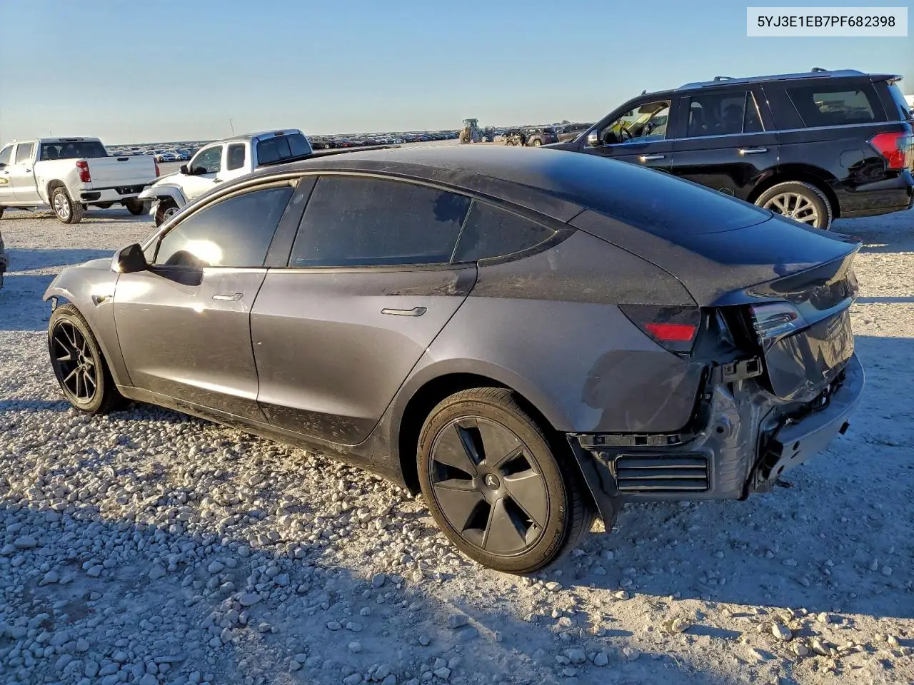 5YJ3E1EB7PF682398 2023 Tesla Model 3