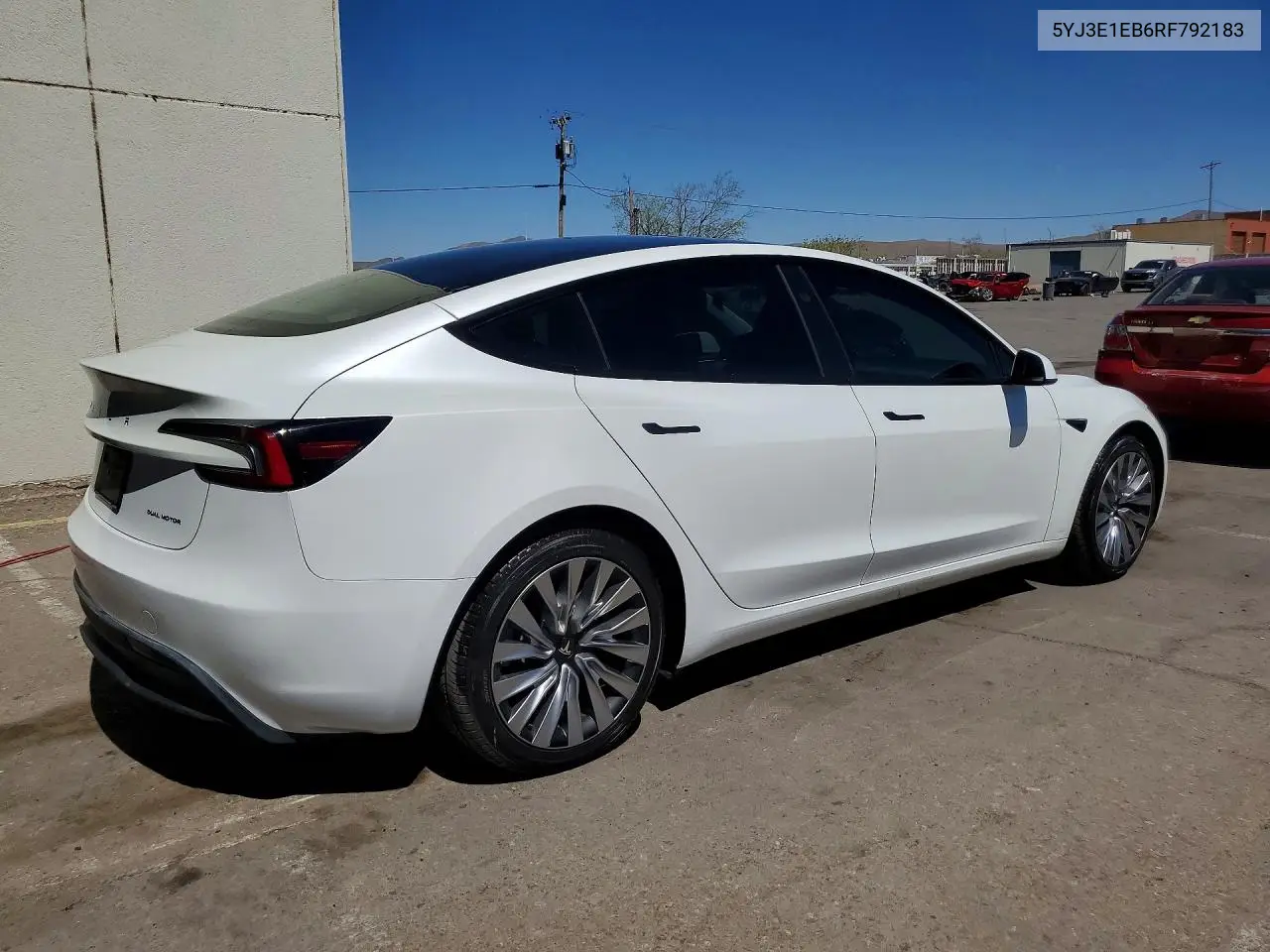 5YJ3E1EB6RF792183 2024 Tesla Model 3