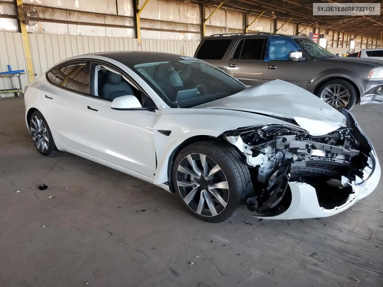 5YJ3E1EB8RF732101 2024 Tesla Model 3