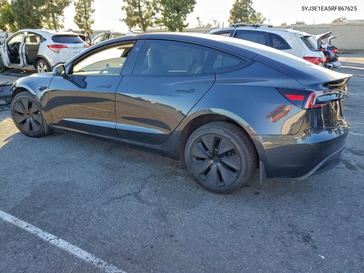 5YJ3E1EA5RF867625 2024 Tesla Model 3