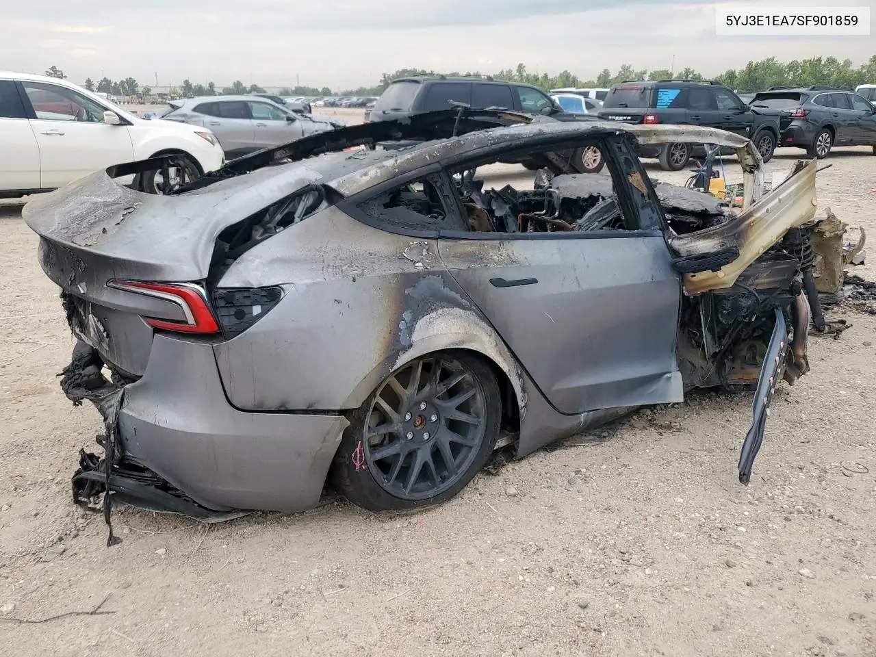 5YJ3E1EA7SF901859 2025 Tesla Model 3
