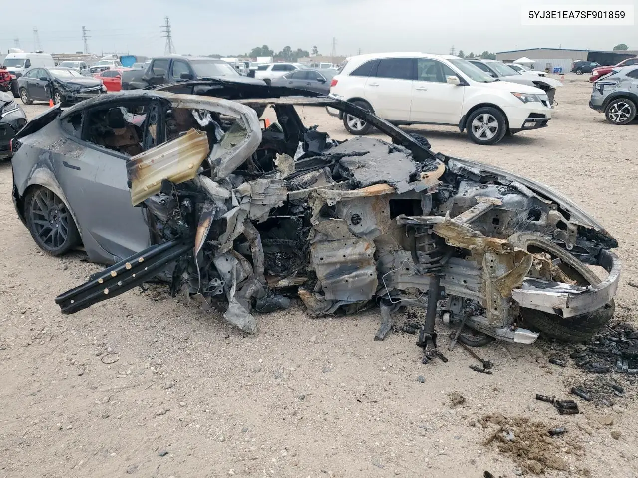 5YJ3E1EA7SF901859 2025 Tesla Model 3