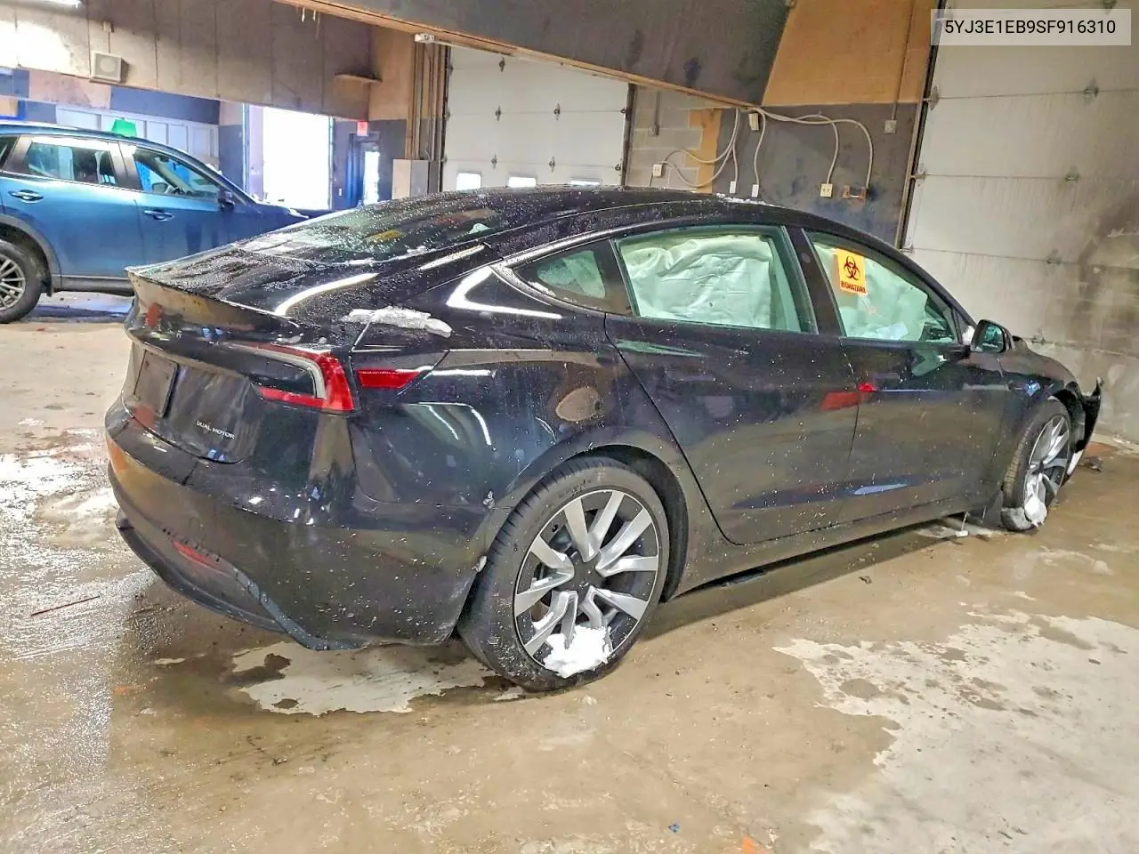 5YJ3E1EB9SF916310 2025 Tesla Model 3