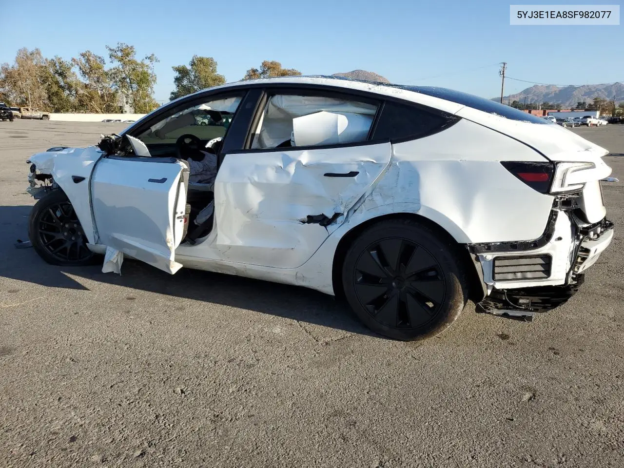5YJ3E1EA8SF982077 2025 Tesla Model 3
