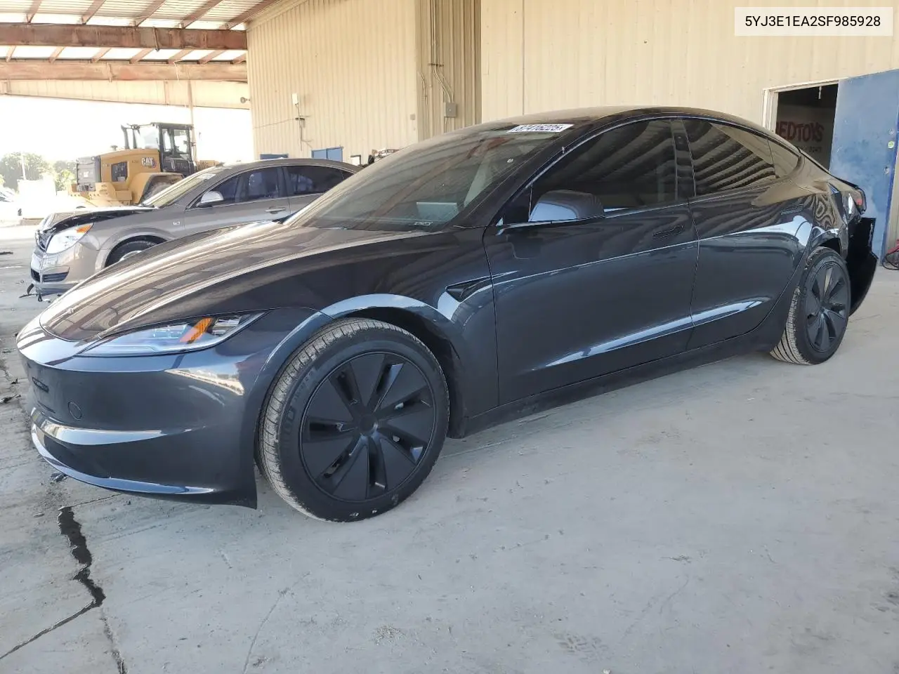 5YJ3E1EA2SF985928 2025 Tesla Model 3