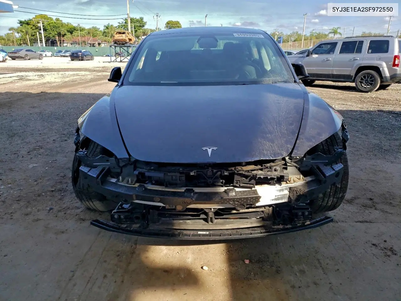 5YJ3E1EA2SF972550 2025 Tesla Model 3