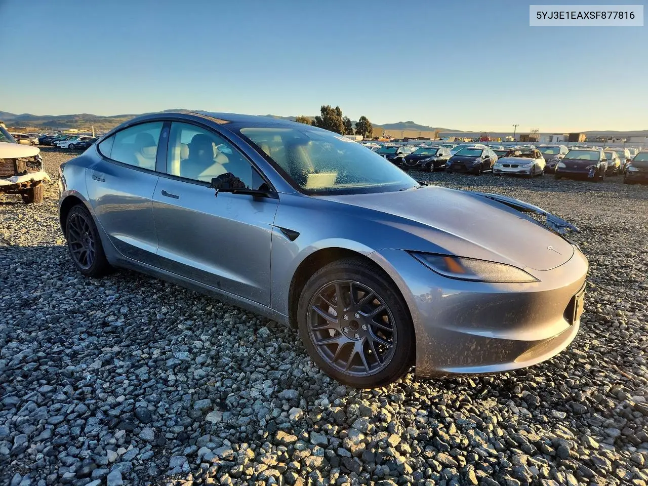 5YJ3E1EAXSF877816 2025 Tesla Model 3
