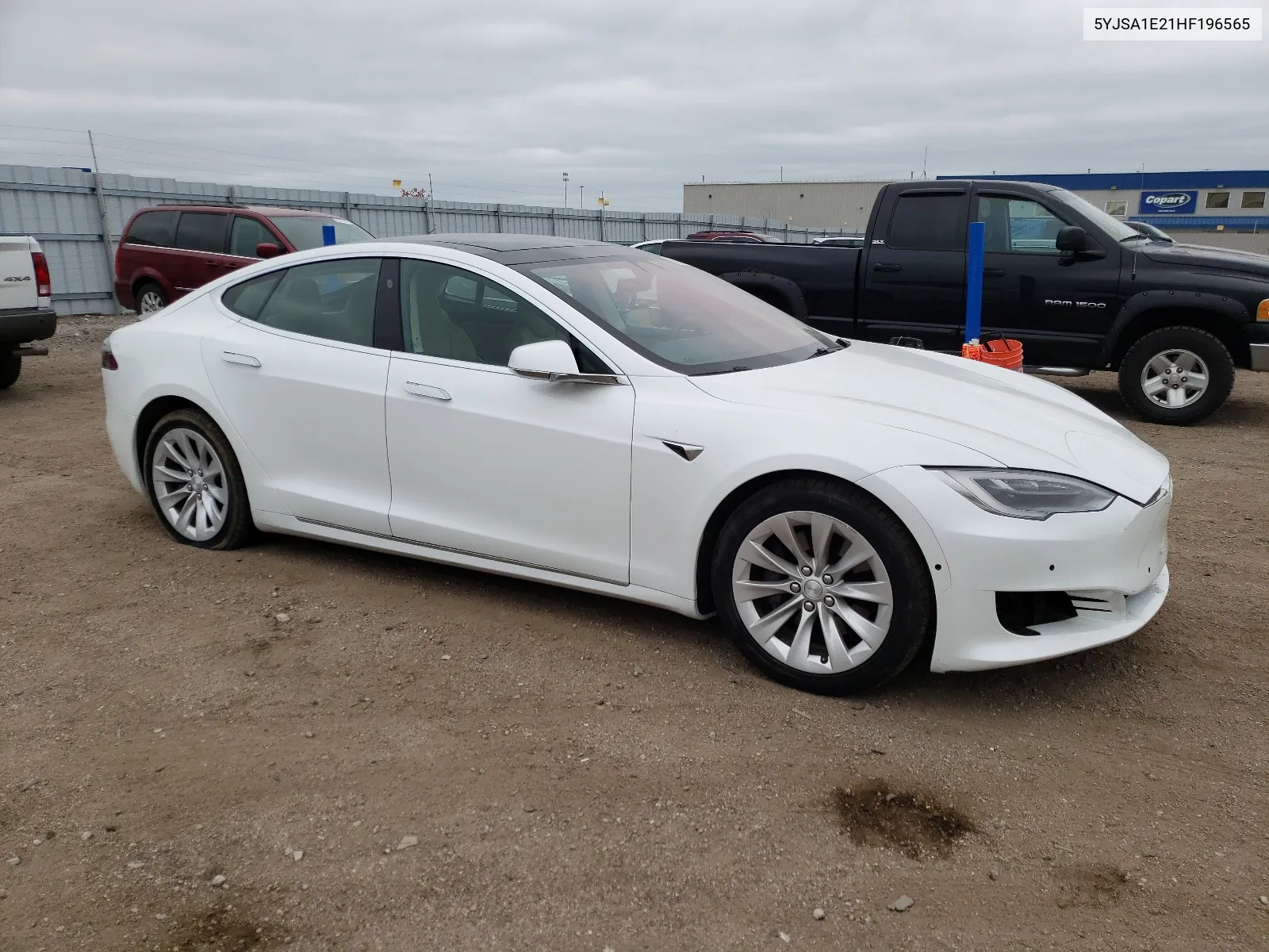 5YJSA1E21HF196565 2017 Tesla Model S