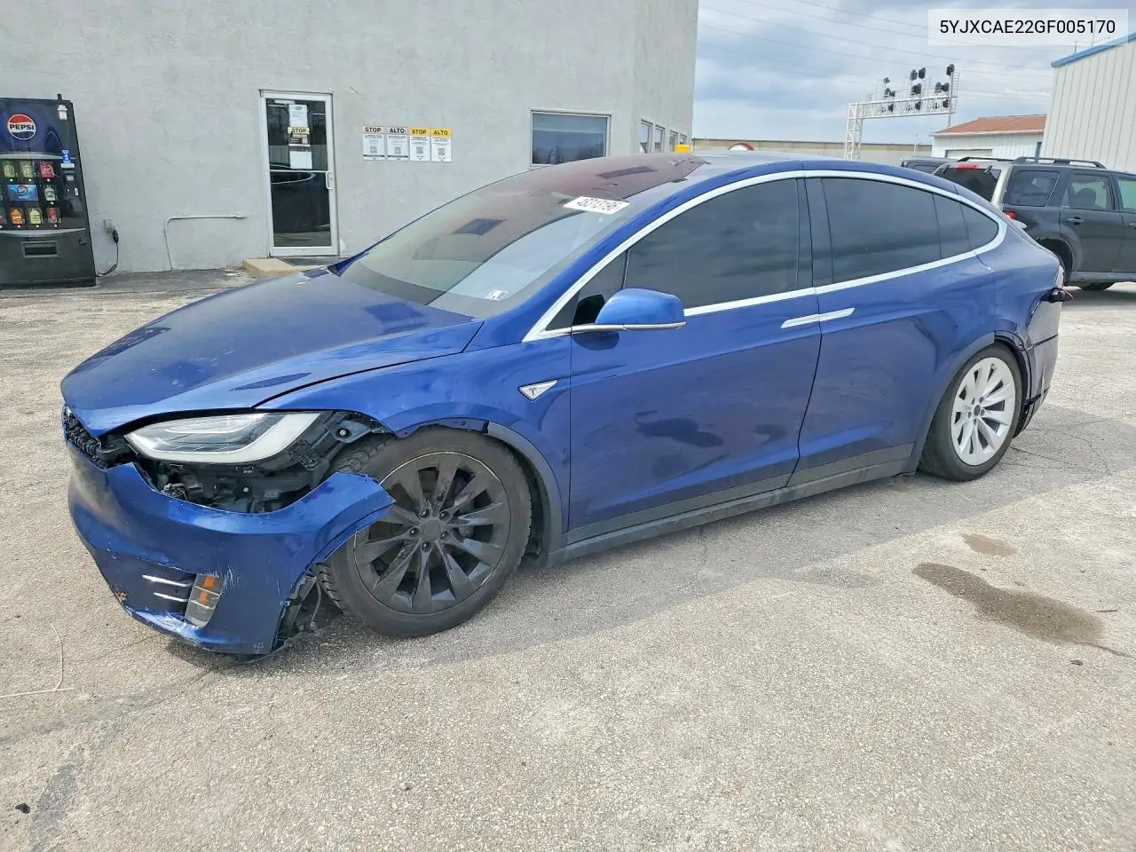 5YJXCAE22GF005170 2016 Tesla Model X