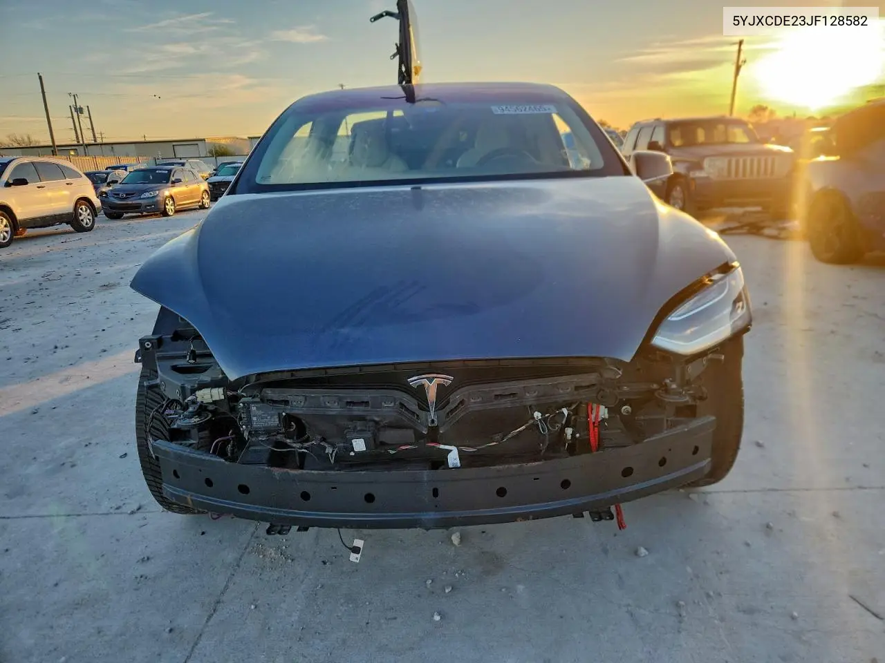 5YJXCDE23JF128582 2018 Tesla Model X