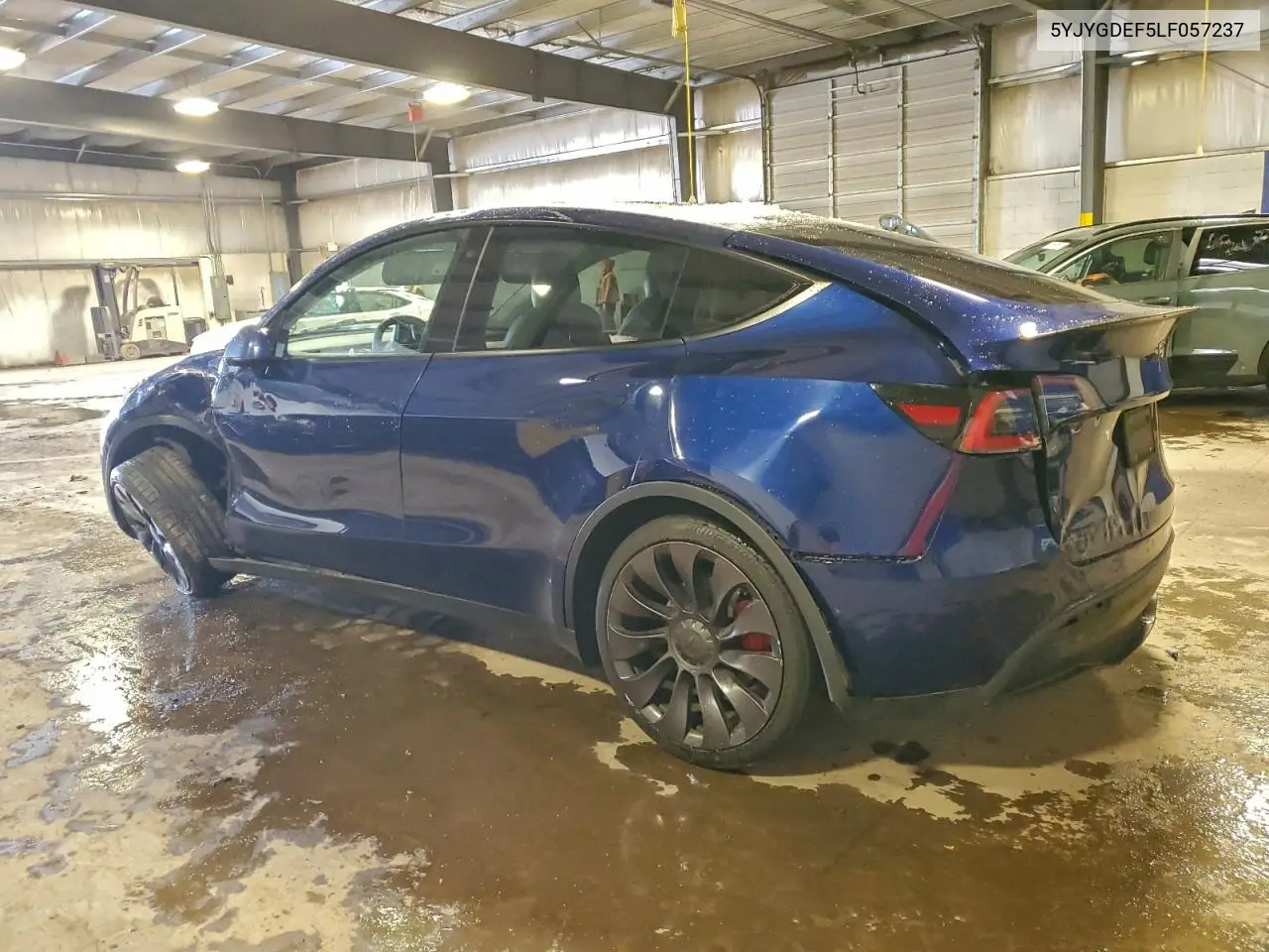 5YJYGDEF5LF057237 2020 Tesla Model Y