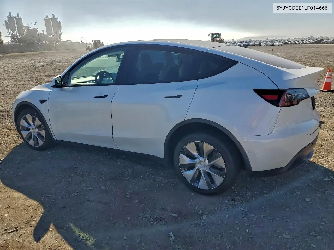 5YJYGDEE1LF014666 2020 Tesla Model Y
