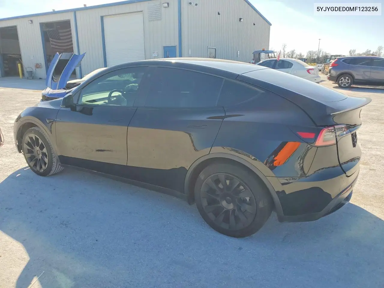 5YJYGDED0MF123256 2021 Tesla Model Y
