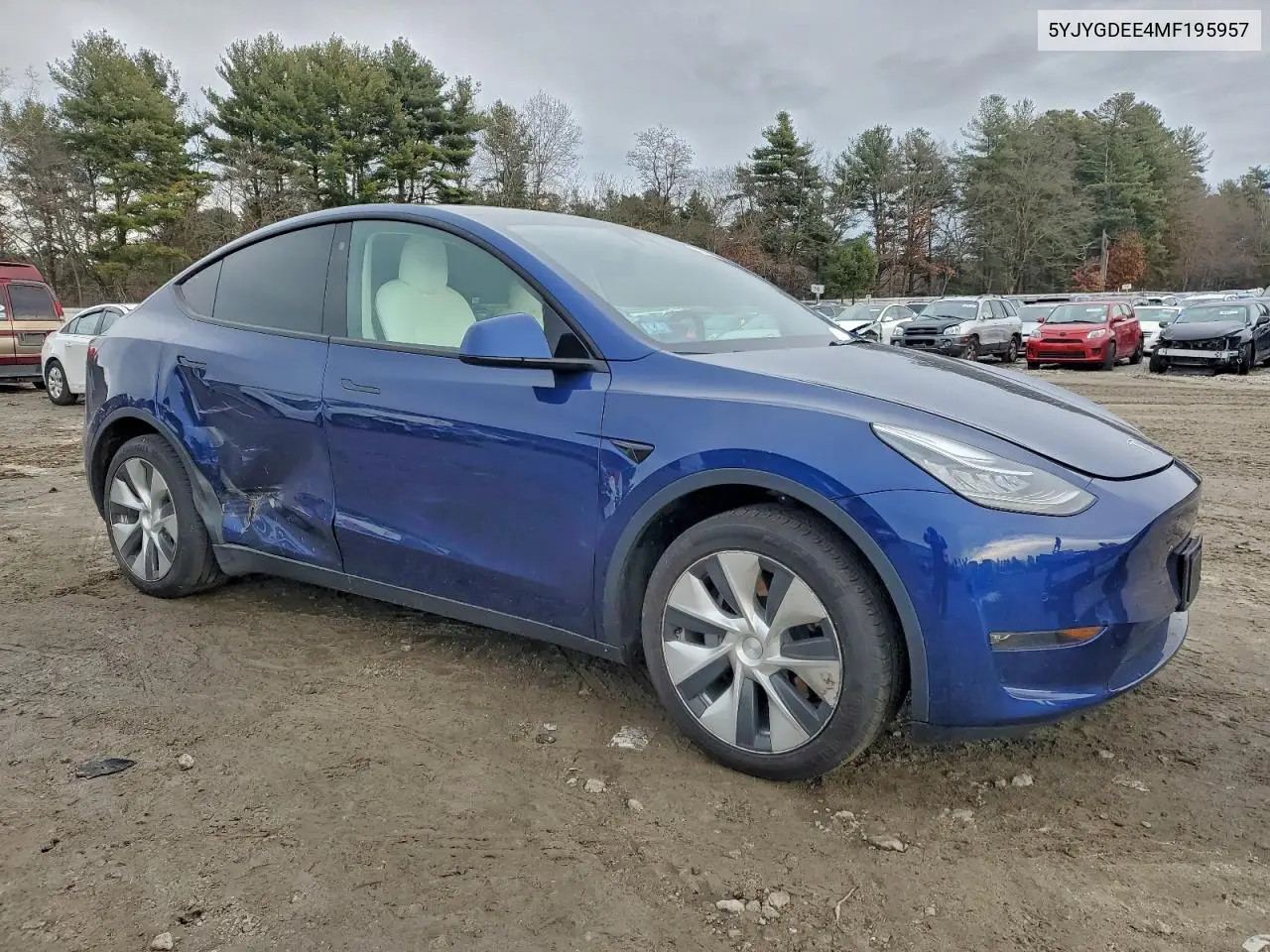 5YJYGDEE4MF195957 2021 Tesla Model Y
