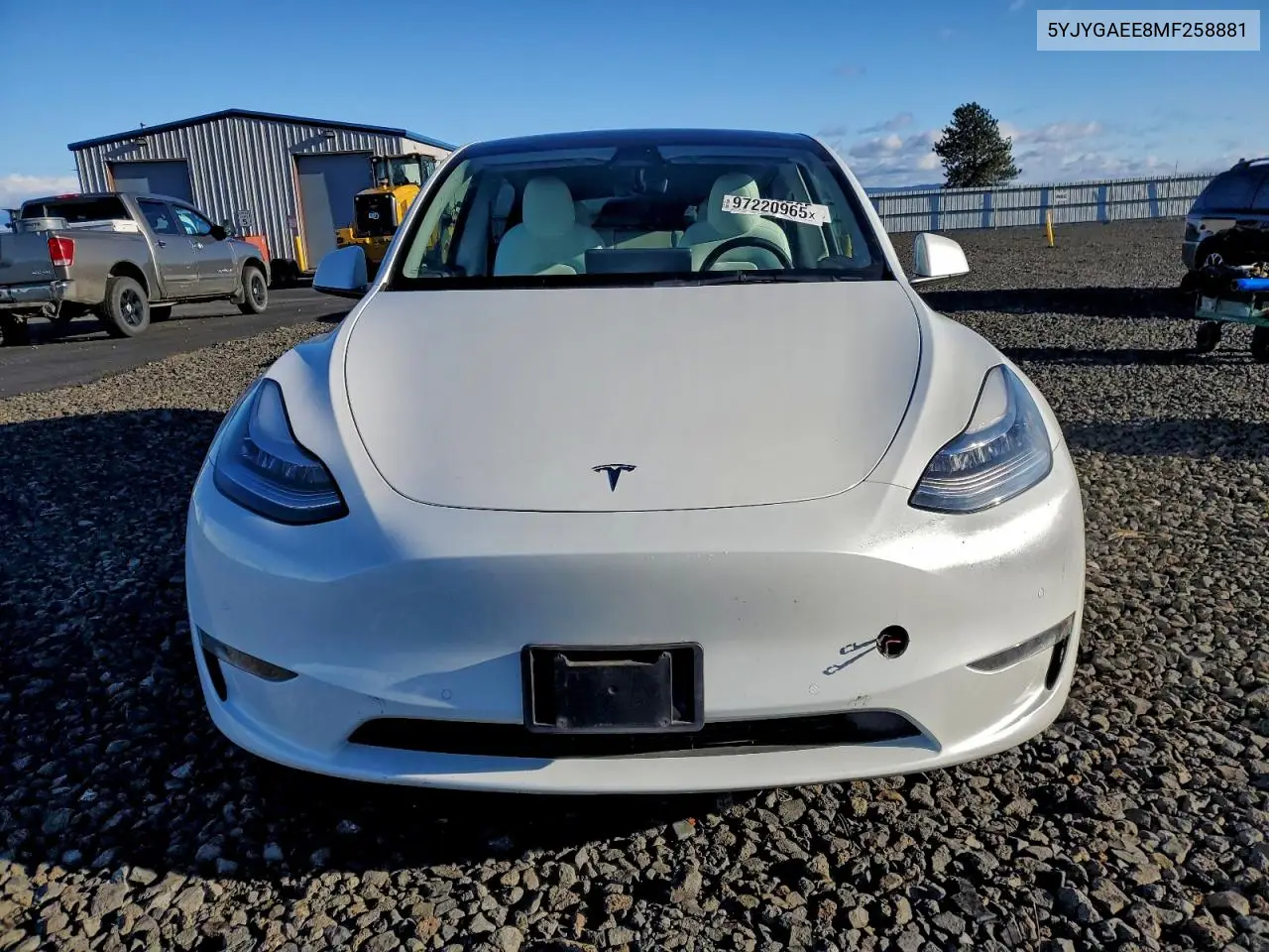 5YJYGAEE8MF258881 2021 Tesla Model Y