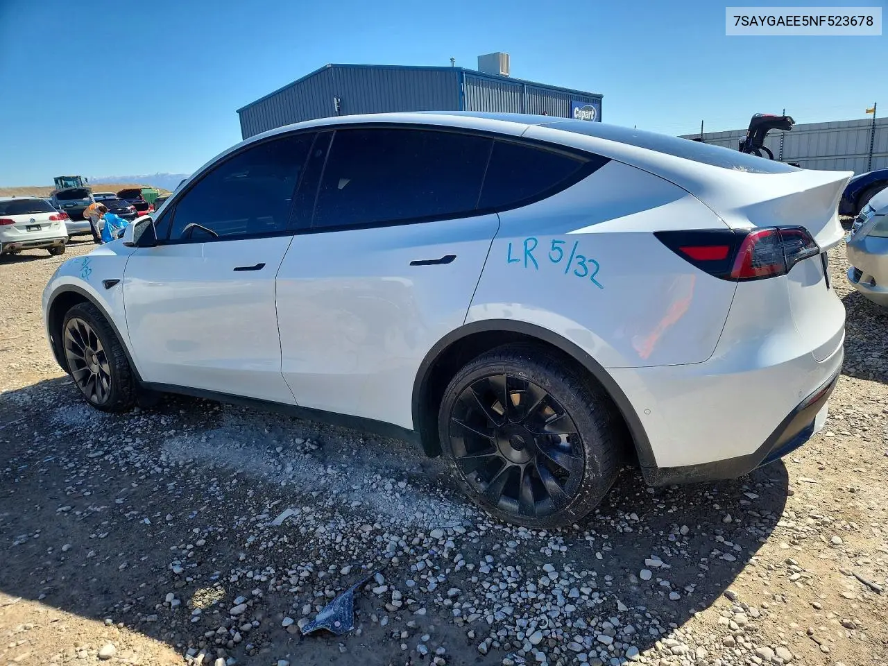 7SAYGAEE5NF523678 2022 Tesla Model Y