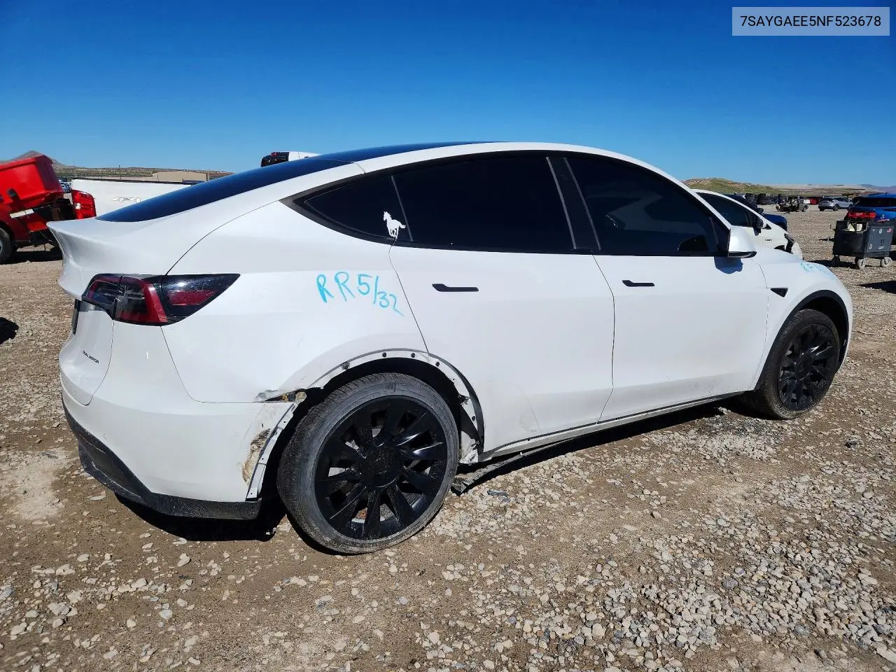 7SAYGAEE5NF523678 2022 Tesla Model Y