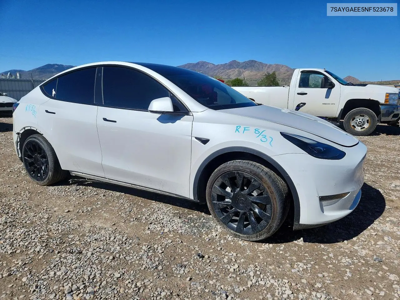 7SAYGAEE5NF523678 2022 Tesla Model Y