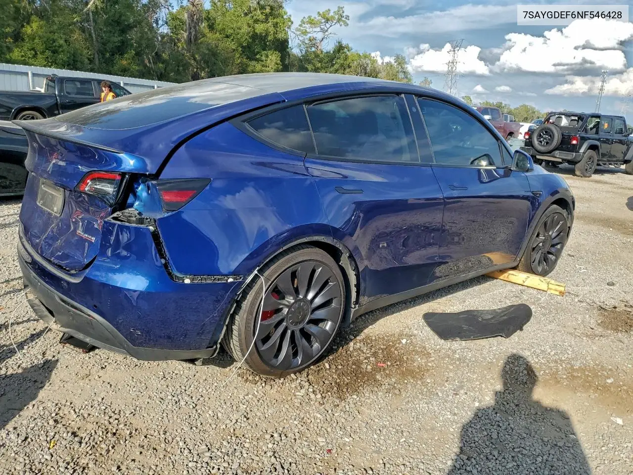 7SAYGDEF6NF546428 2022 Tesla Model Y