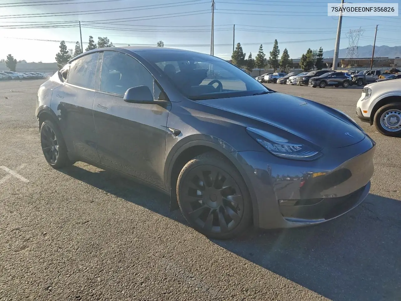 7SAYGDEE0NF356826 2022 Tesla Model Y