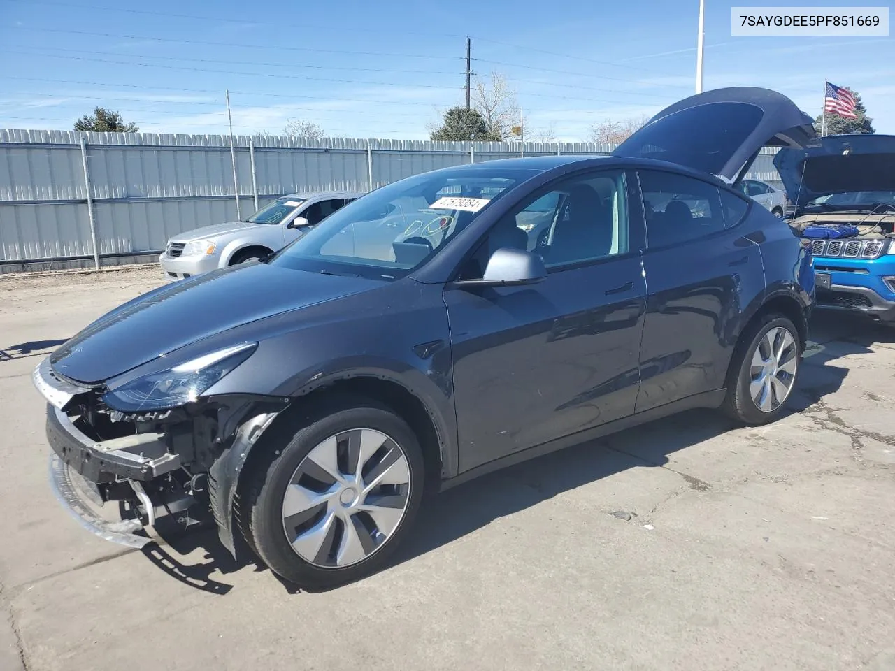 2023 Tesla Model Y VIN: 7SAYGDEE5PF851669 Lot: 47579384