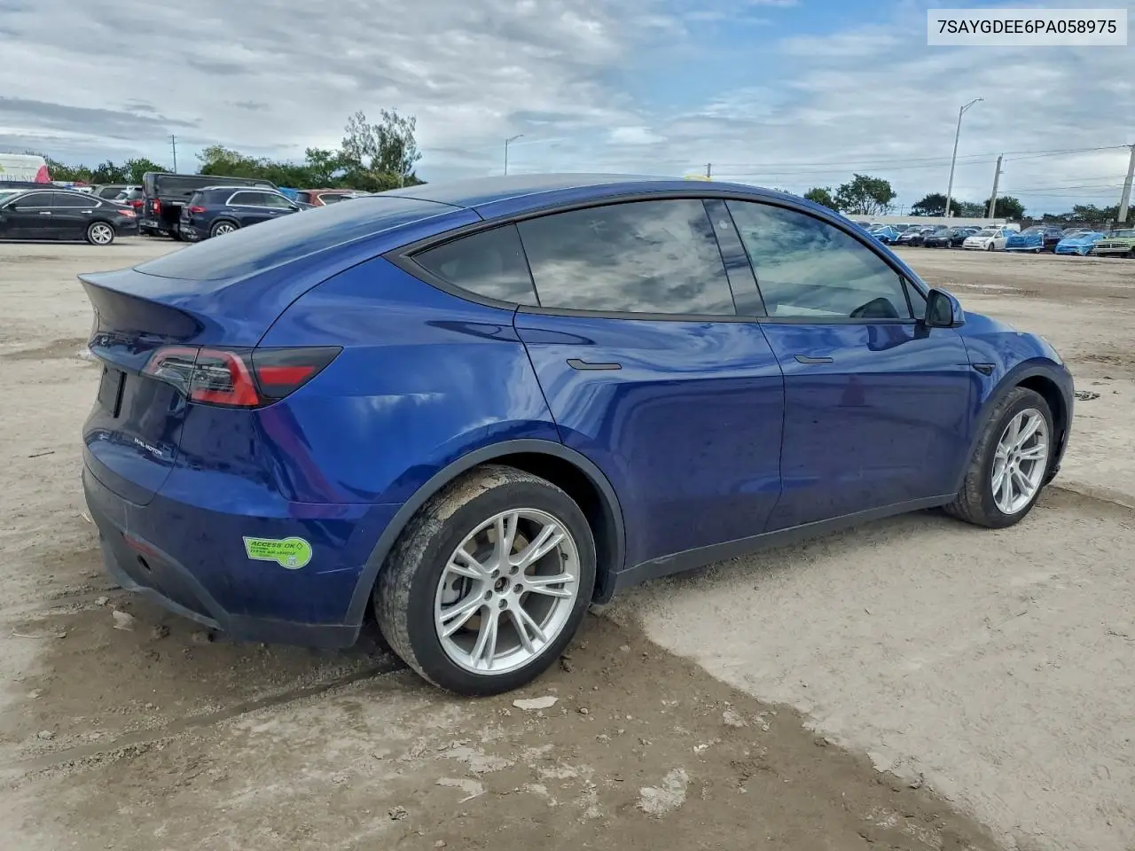 7SAYGDEE6PA058975 2023 Tesla Model Y