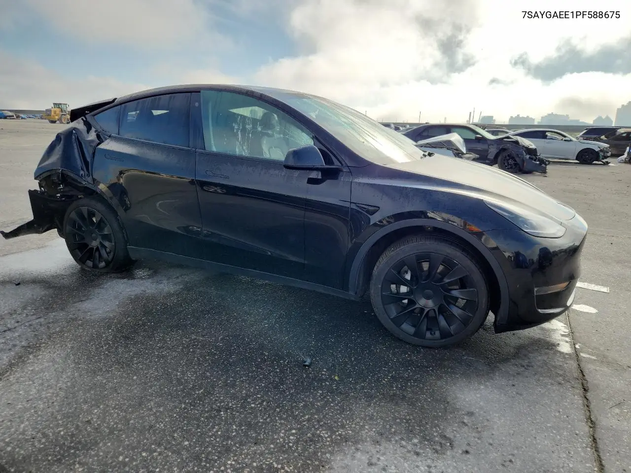 7SAYGAEE1PF588675 2023 Tesla Model Y