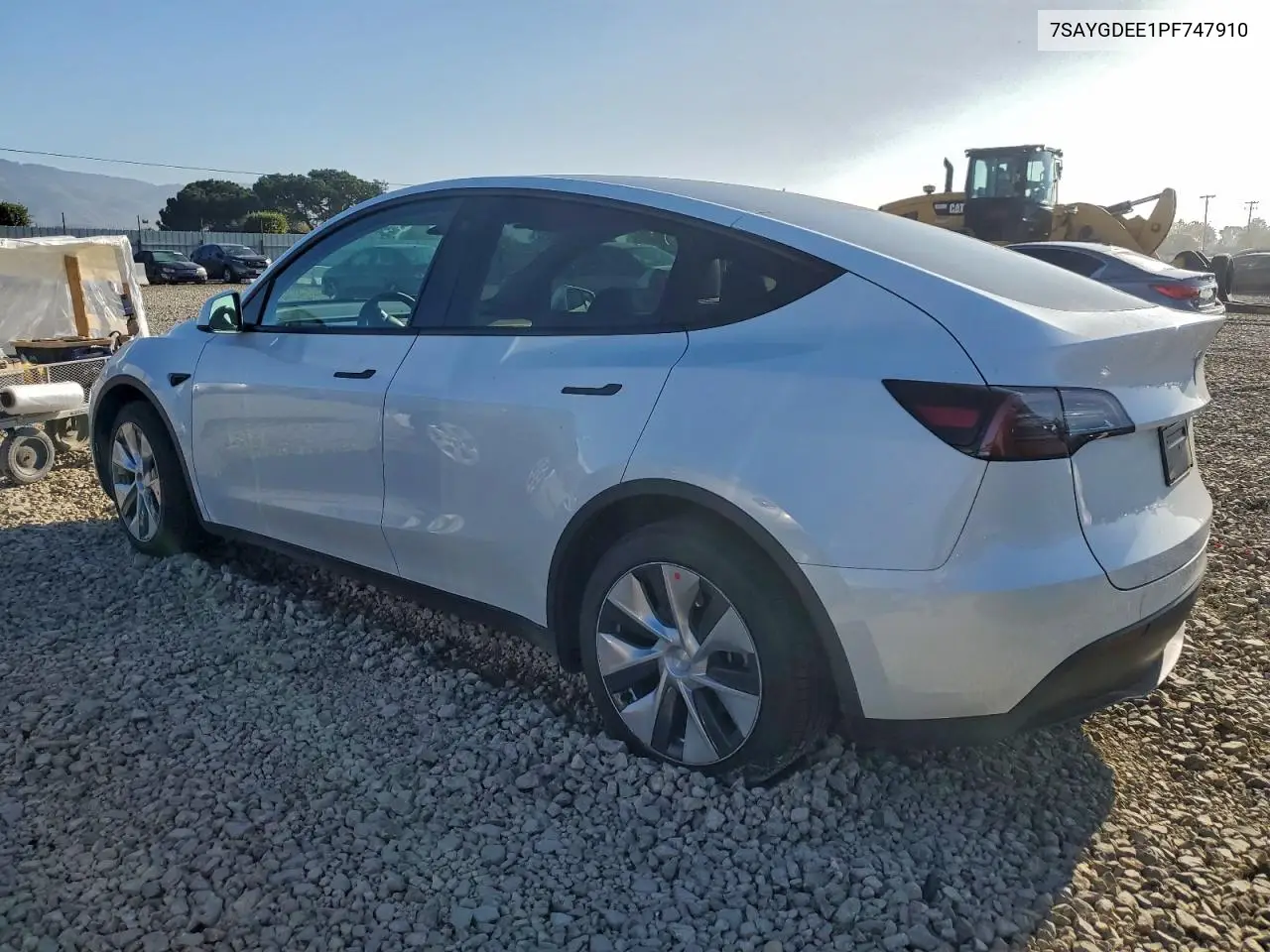 7SAYGDEE1PF747910 2023 Tesla Model Y