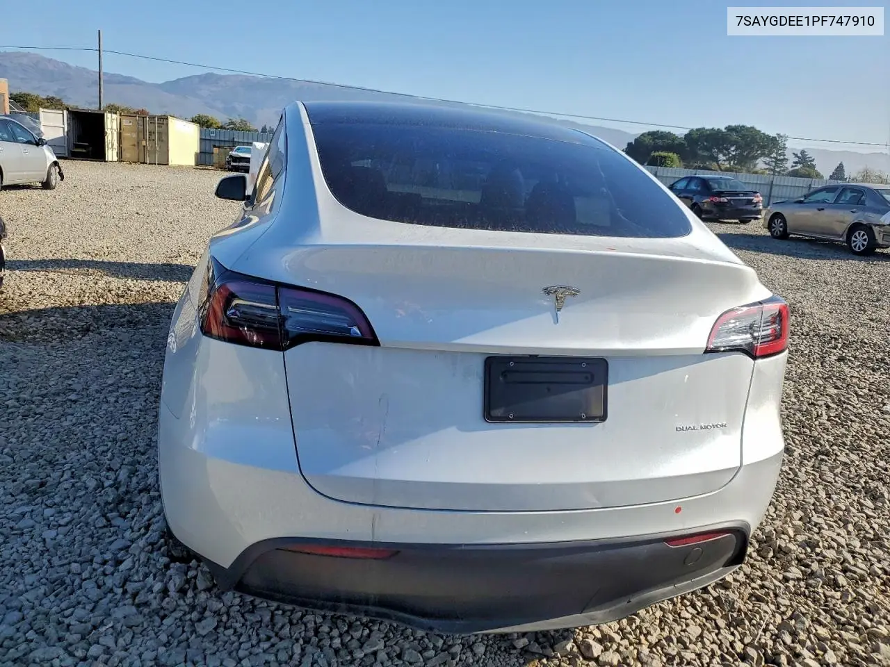 7SAYGDEE1PF747910 2023 Tesla Model Y