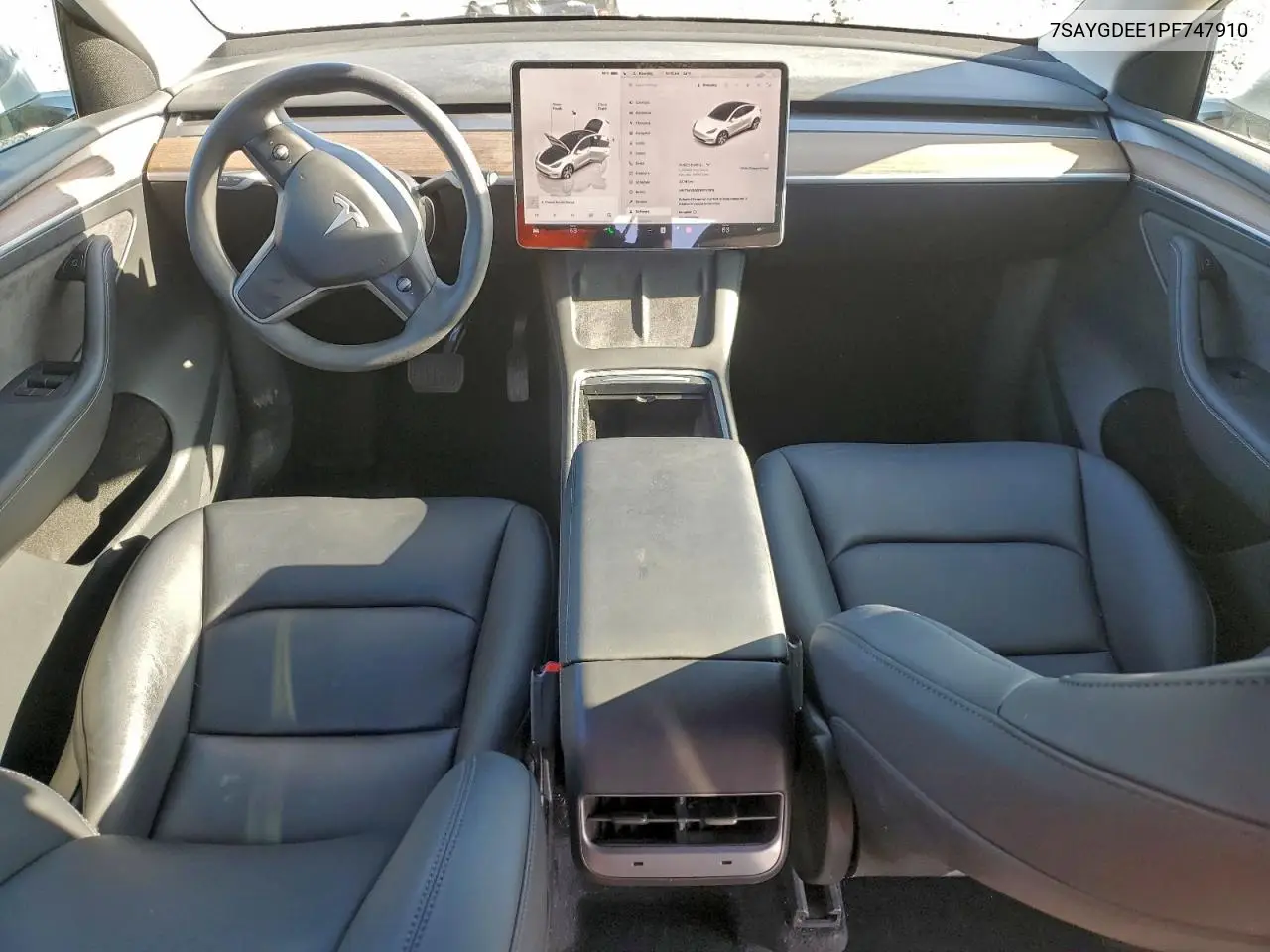 7SAYGDEE1PF747910 2023 Tesla Model Y