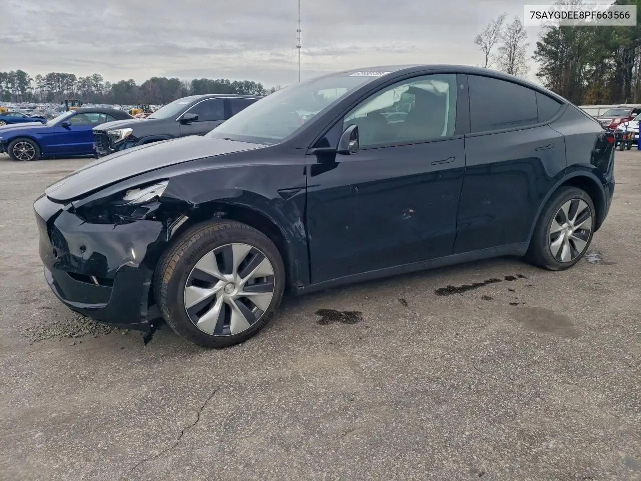 7SAYGDEE8PF663566 2023 Tesla Model Y